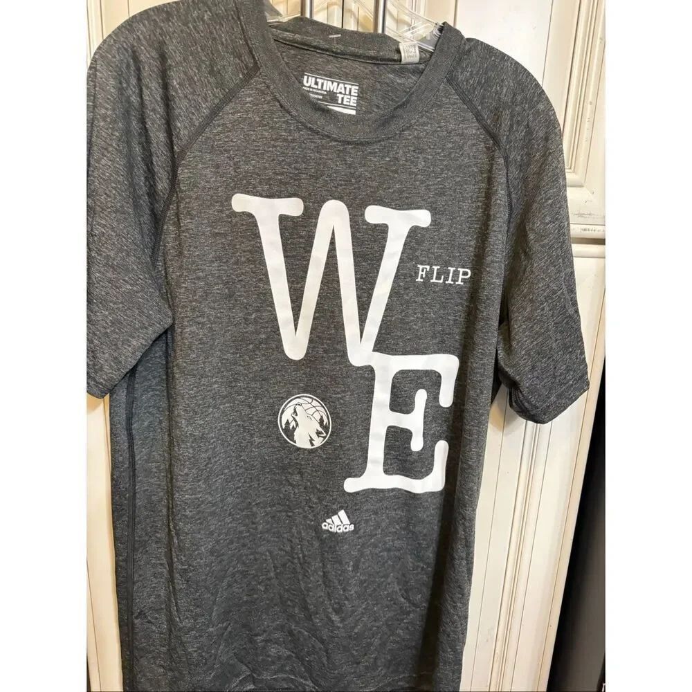 Adidas Unisex WE Flip Climalite NBA Graphic Ultimate Tee Heather Gray Size Large